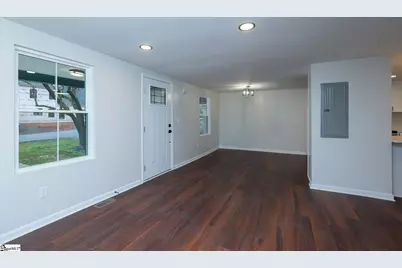 136 Moore Street, Wellford, SC 29385 - Photo 3