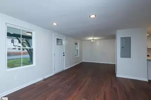 136 Moore St, Wellford, SC 29385 - Photo 3