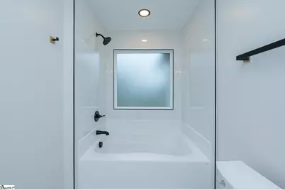 136 Moore Street, Wellford, SC 29385 - Photo 15