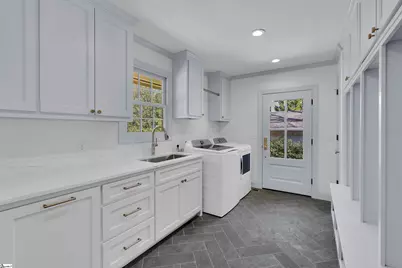 9 Springdale Lane, Spartanburg, SC 29302 - Photo 13