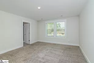 325 Roderick Ln, Greenville, SC 29605 - Photo 29