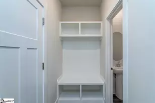 325 Roderick Ln, Greenville, SC 29605 - Photo 13