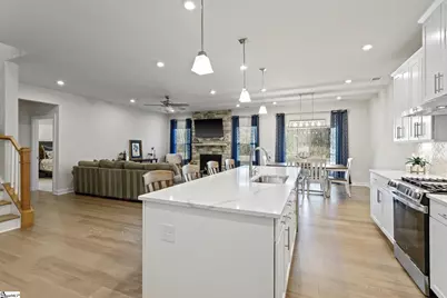 356 Hollythorpe Lane, Fountain Inn, SC 29644 - Photo 11