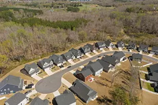 356 Hollythorpe Ln, Fountain Inn, SC 29644 - Photo 39