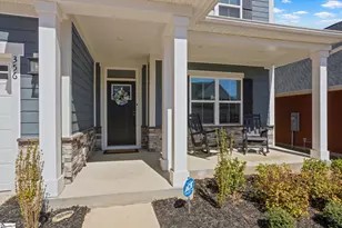 356 Hollythorpe Ln, Fountain Inn, SC 29644 - Photo 3