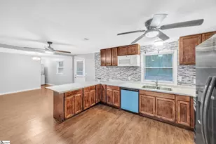 111 Indiana Cir, Gaffney, SC 29341 - Photo 9