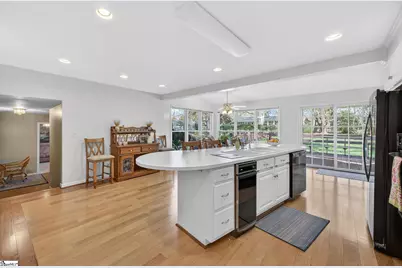 7 Tara Avenue, Taylors, SC 29687 - Photo 11