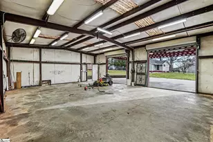 11 Bainbridge Dr, Greenville, SC 29611 - Photo 7