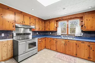 11 Bainbridge Dr, Greenville, SC 29611 - Photo 19