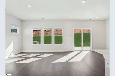 702 Cozy Bluff Road, Spartanburg, SC 29301 - Photo 5