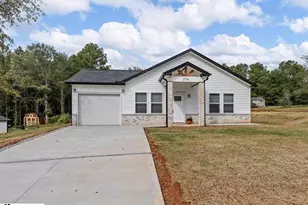 174 Blackman Cir, Cowpens, SC 29330 - Photo 3