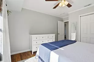 110 E Decatur St, Greenville, SC 29617 - Photo 13