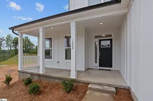 1024 Horse Whisper Run, Landrum, SC 29356 - Photo 3