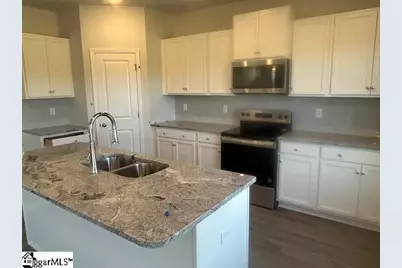 177 Gumwood Circle, Gaffney, SC 29341 - Photo 3
