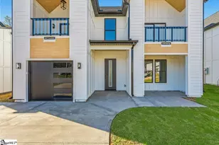 33 Gentry St, Greenville, SC 29611 - Photo 3