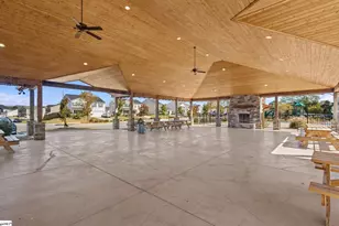 207 Dansby Ct, Greenville, SC 29605 - Photo 9