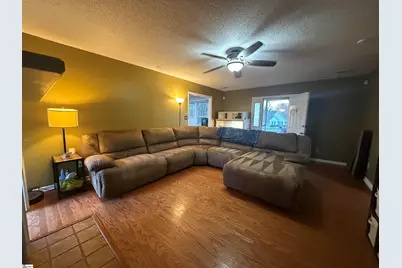 209 Deer Run Court, Spartanburg, SC 29303 - Photo 7