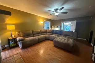 209 Deer Run Ct, Spartanburg, SC 29303 - Photo 7