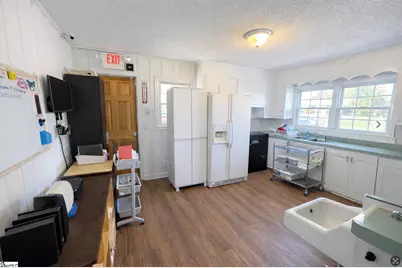 615 Fairview Street, Fountain Inn, SC 29644 - Photo 15