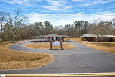 615 Fairview Street, Fountain Inn, SC 29644 - Photo 3