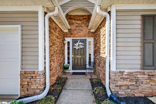 920 Medora Dr, Greer, SC 29650 - Photo 3