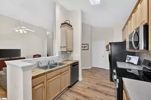 920 Medora Dr, Greer, SC 29650 - Photo 15