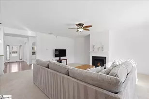 388 Heritage Point Dr, Simpsonville, SC 29681 - Photo 11