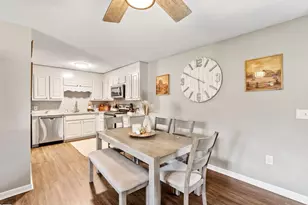 110 N Blue Ridge Cir, Pickens, SC 29671 - Photo 9