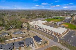 8 Village Crest Dr, Greenville, SC 29607 - Photo 47