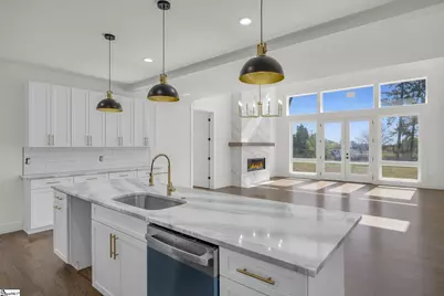 8 Village Crest Drive, Greenville, SC 29607 - Photo 19