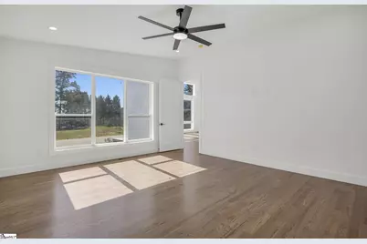 8 Village Crest Drive, Greenville, SC 29607 - Photo 23