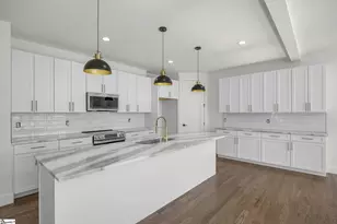 8 Village Crest Dr, Greenville, SC 29607 - Photo 17