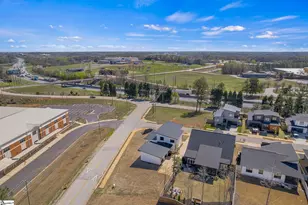 8 Village Crest Dr, Greenville, SC 29607 - Photo 47