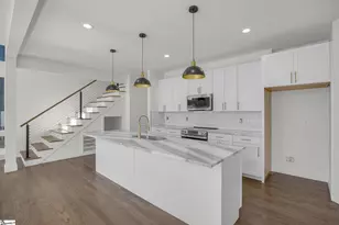 8 Village Crest Dr, Greenville, SC 29607 - Photo 17