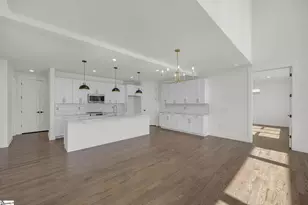 8 Village Crest Dr, Greenville, SC 29607 - Photo 13