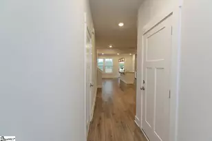 205 Shallons Dr, Greenville, SC 29609 - Photo 29