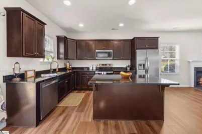 80 E Church Street, Greer, SC 29651 - Photo 7