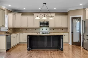 55 Griffith Creek Dr, Greer, SC 29651 - Photo 9