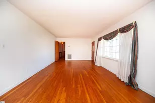 105 Ridgeway Rd, Spartanburg, SC 29301 - Photo 5