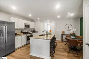 1291 Forestbrook Ln, Spartanburg, SC 29303 - Photo 5