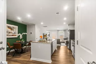 1289 Forestbrook Ln, Spartanburg, SC 29303 - Photo 9