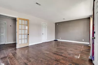 712 S Florida Avenue, Greenville, SC 29611 - Photo 5