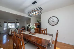 39 Perkins Ct, Greer, SC 29651 - Photo 9