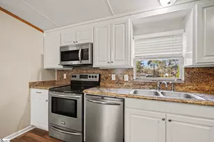 309 Scarlett Ct, Laurens, SC 29360 - Photo 7