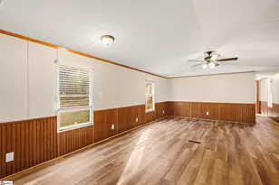 309 Scarlett Ct, Laurens, SC 29360 - Photo 3