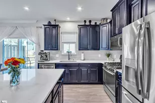 212 Clearwood Dr, Simpsonville, SC 29681 - Photo 9