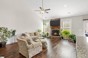 137 Rosecrest Ln, Simpsonville, SC 29680 - Photo 11