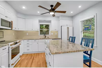 323 Chick Springs Road, Greenville, SC 29609 - Photo 19