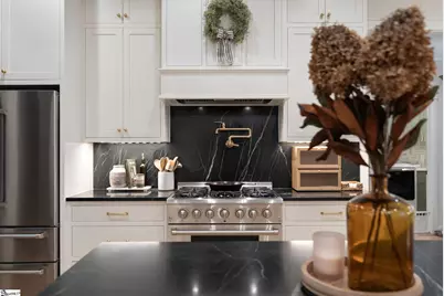 613 Aqua View Drive, Seneca, SC 29672 - Photo 7