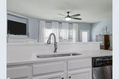 421 Slate Drive, Boiling Springs, SC 29316 - Photo 9